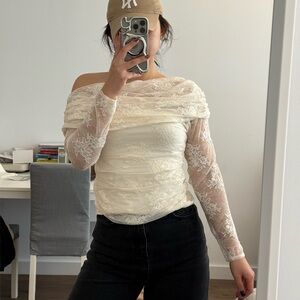 Abercrombie & Fitch Cream Lace Off-Shoulder Blouse